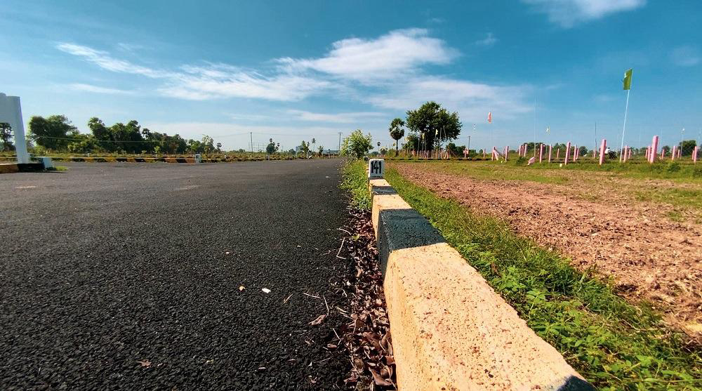 Plots for Sale in Kelambakkam